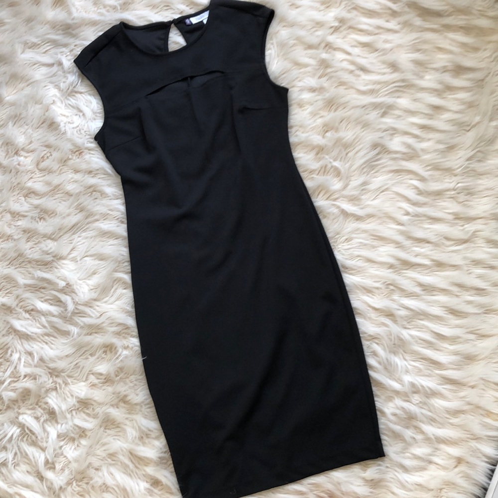 Little black dress 🕶👜🔥